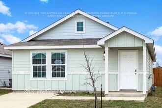 14650 Calaveras Creek in San Antonio, TX - Building Photo - Building Photo