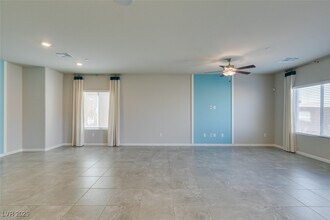 4488 Ginger Hls Ave in Las Vegas, NV - Foto de edificio - Building Photo