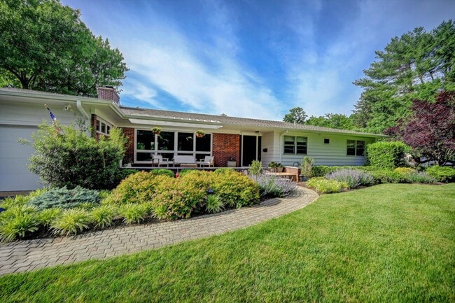 property at 117 Elm Ln