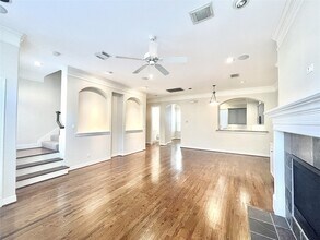 3919 Floyd St in Houston, TX - Building Photo - Building Photo