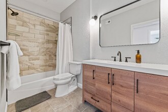 12296 144th Ln in Largo, FL - Building Photo - Building Photo