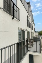 15465 SW 86th Terrace in Miami, FL - Building Photo - Building Photo