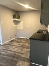 511 E Sayers Ave in San Antonio, TX - Building Photo - Building Photo