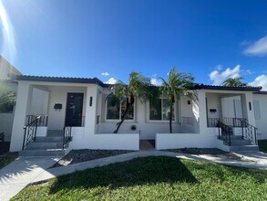 2100 SW 31st Ave in Miami, FL - Building Photo - Building Photo