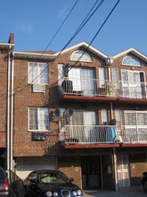 108-56 53rd Ave in Flushing, NY - Building Photo - Building Photo