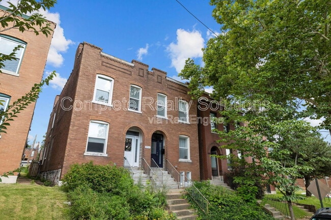 property at 3466 S Spring Ave