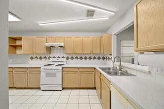 13426 Venice Villa Ln in Sugar Land, TX - Building Photo - Building Photo