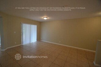 541 Alejandro Ln in Greenacres, FL - Foto de edificio - Building Photo