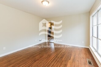 1130 Linwood St in Birmingham, AL - Foto de edificio - Building Photo