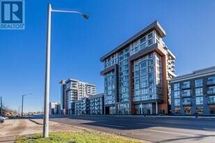 460 Dundas St E in Hamilton, ON - Building Photo