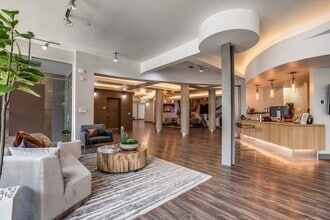 Trove Southtown in San Antonio, TX - Foto de edificio - Building Photo