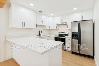 9752 Woodhollow Way in Sacramento, CA - Building Photo - Building Photo