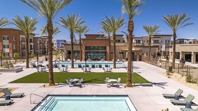 Estrella Springs at Canyon Trails in Goodyear, AZ - Foto de edificio - Building Photo
