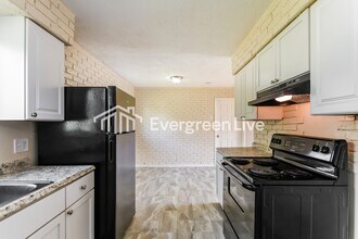 1933 Sloan Ave in Indianapolis, IN - Building Photo - Building Photo