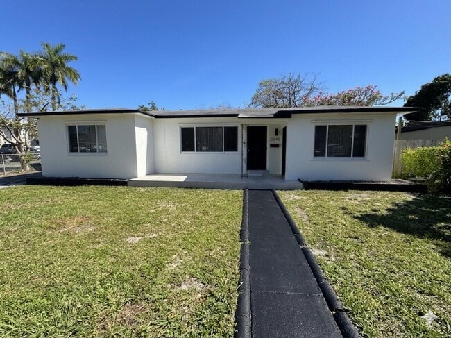property at 2648 Washington St