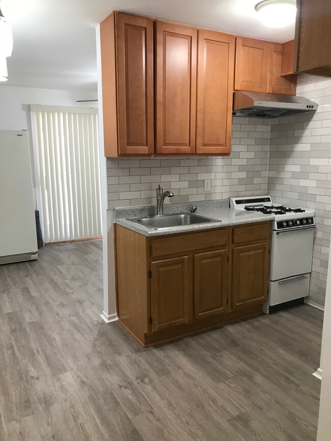property at 6930 61st Rd