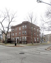 243-245 N Mason Ave in Chicago, IL - Foto de edificio - Building Photo