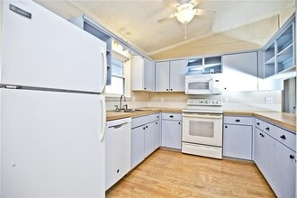 11 Bromwich Ln in Bella Vista, AR - Foto de edificio - Building Photo