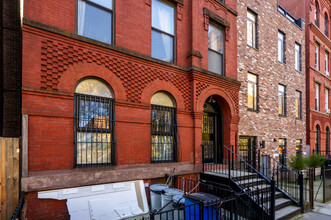 366 Lafayette Ave in Brooklyn, NY - Building Photo - Building Photo