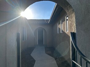 5309 Pelican Hill Dr in Bakersfield, CA - Building Photo - Building Photo