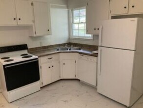 1030 Lancaster St in Columbia, SC - Building Photo - Building Photo