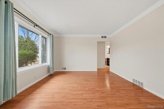 1198 E Hudson Ave in Madison Heights, MI - Building Photo - Building Photo