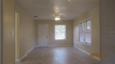 2568 39th Ave N in St. Petersburg, FL - Building Photo - Building Photo