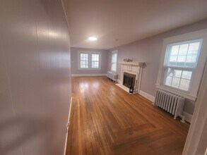 12 Division St in Danbury, CT - Building Photo - Building Photo