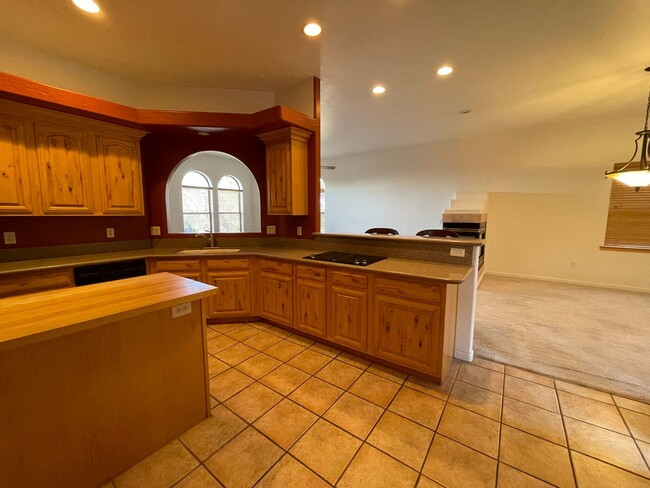 1476 Eagle Crest Dr in Prescott, AZ - Building Photo - Building Photo