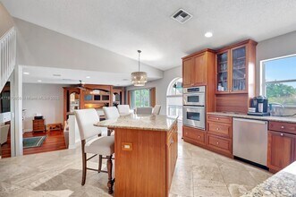 19314 King Palm Ct in Boca Raton, FL - Foto de edificio - Building Photo