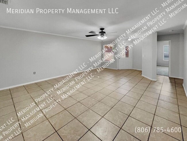 305 N Chicago Ave in Lubbock, TX - Foto de edificio - Building Photo