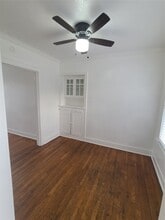 4414 Woodside St in Houston, TX - Building Photo - Building Photo