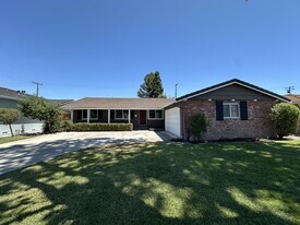 467 Luther Dr in Santa Clara, CA - Building Photo