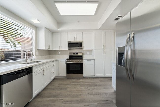 6352 Vicuna Dr