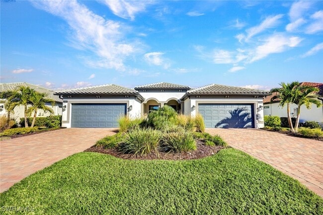 17357 Corsini Dr in Ft. Myers, FL - Building Photo - Building Photo