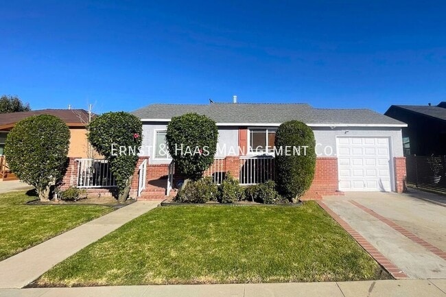 property at 1341 W School St