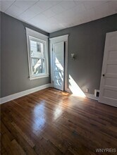 324 West Ave in Buffalo, NY - Foto de edificio - Building Photo