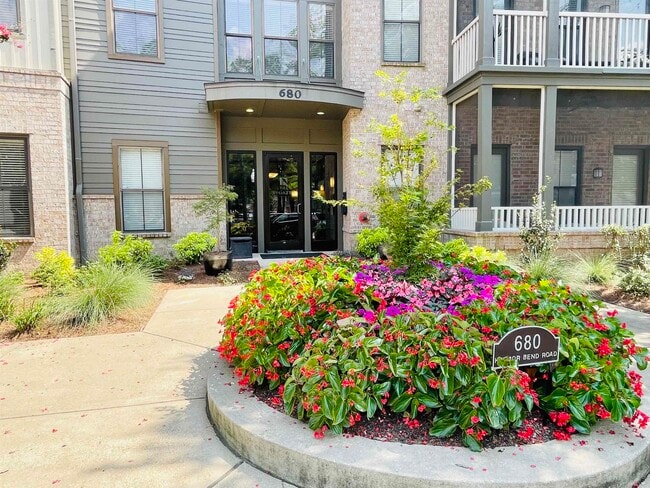 property at 680 Harbor Bend Rd