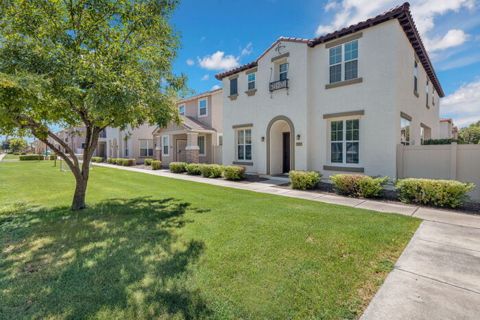 3870 E Leslie Dr in Gilbert, AZ - Building Photo