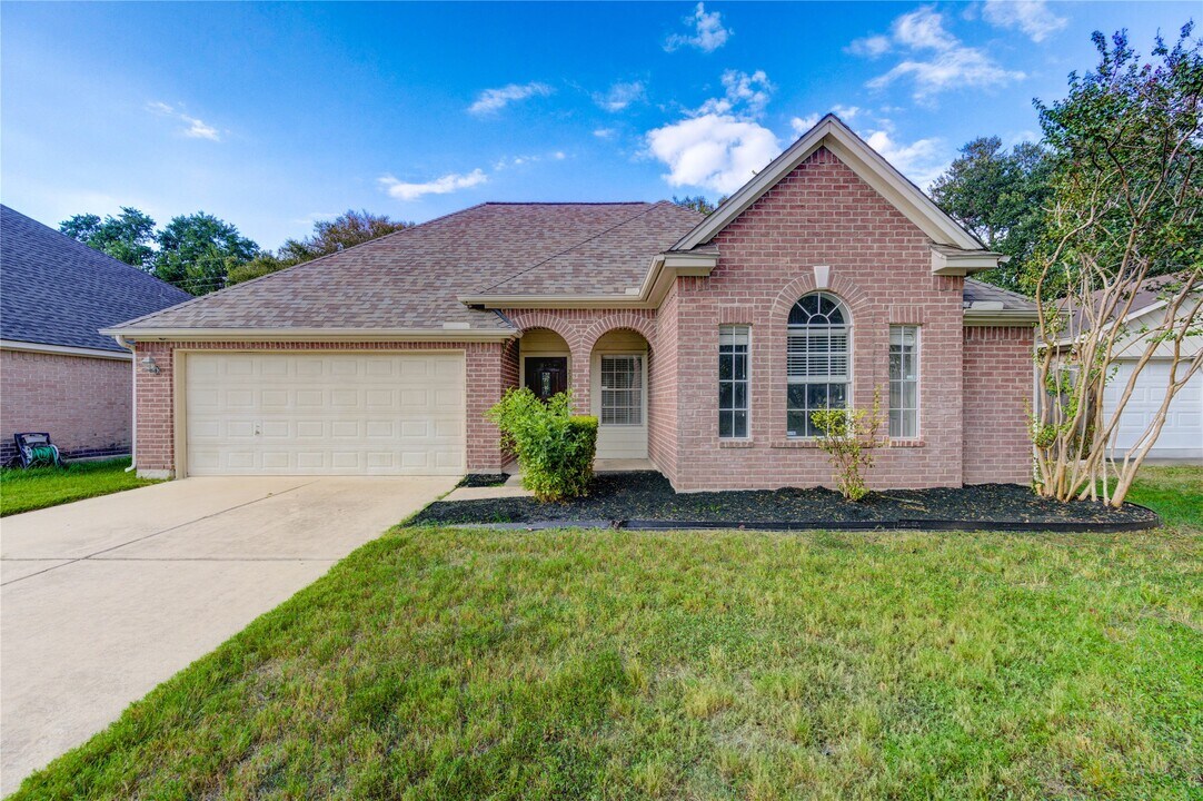 22010 Kenlake Dr in Katy, TX - Building Photo