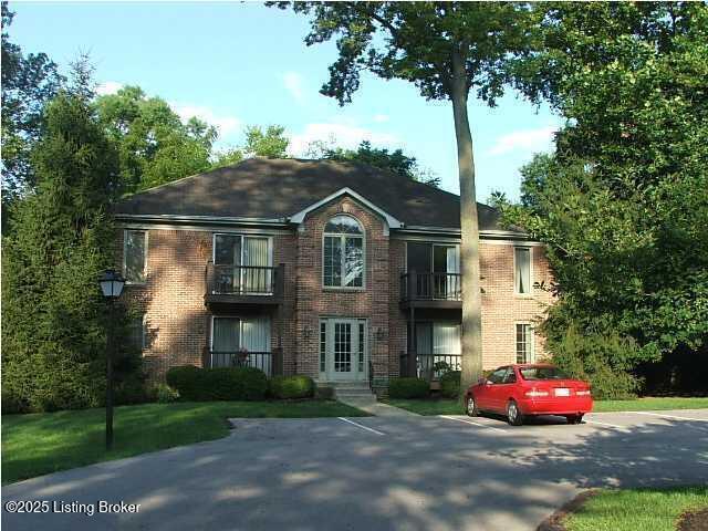 property at 186 St Matthews Ave
