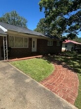 310 S 13th Ave in Lanett, AL - Building Photo - Building Photo