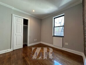 222 Avenue B in New York, NY - Building Photo - Building Photo