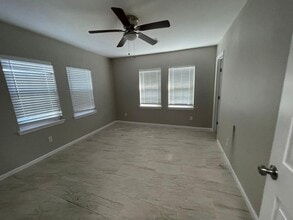 5785 Mel Sha Ln in Beaumont, TX - Building Photo - Building Photo