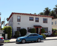 121 W Mason St in Santa Barbara, CA - Foto de edificio - Building Photo