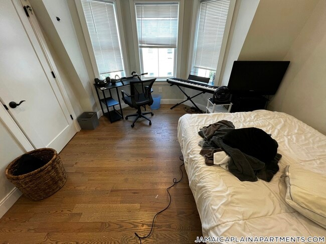 property at 68 Day St