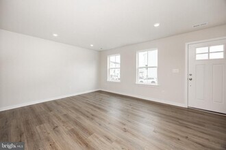 205 Bronze St in Phoenixville, PA - Building Photo - Building Photo