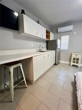 361 SW 20th Rd, Unit 1601 in Miami, FL - Foto de edificio - Building Photo