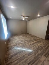 1505 E 6th St in Lubbock, TX - Foto de edificio - Building Photo