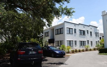 SOHO Hyde Park South Tampa 4 Unit in Tampa, FL - Building Photo - Building Photo